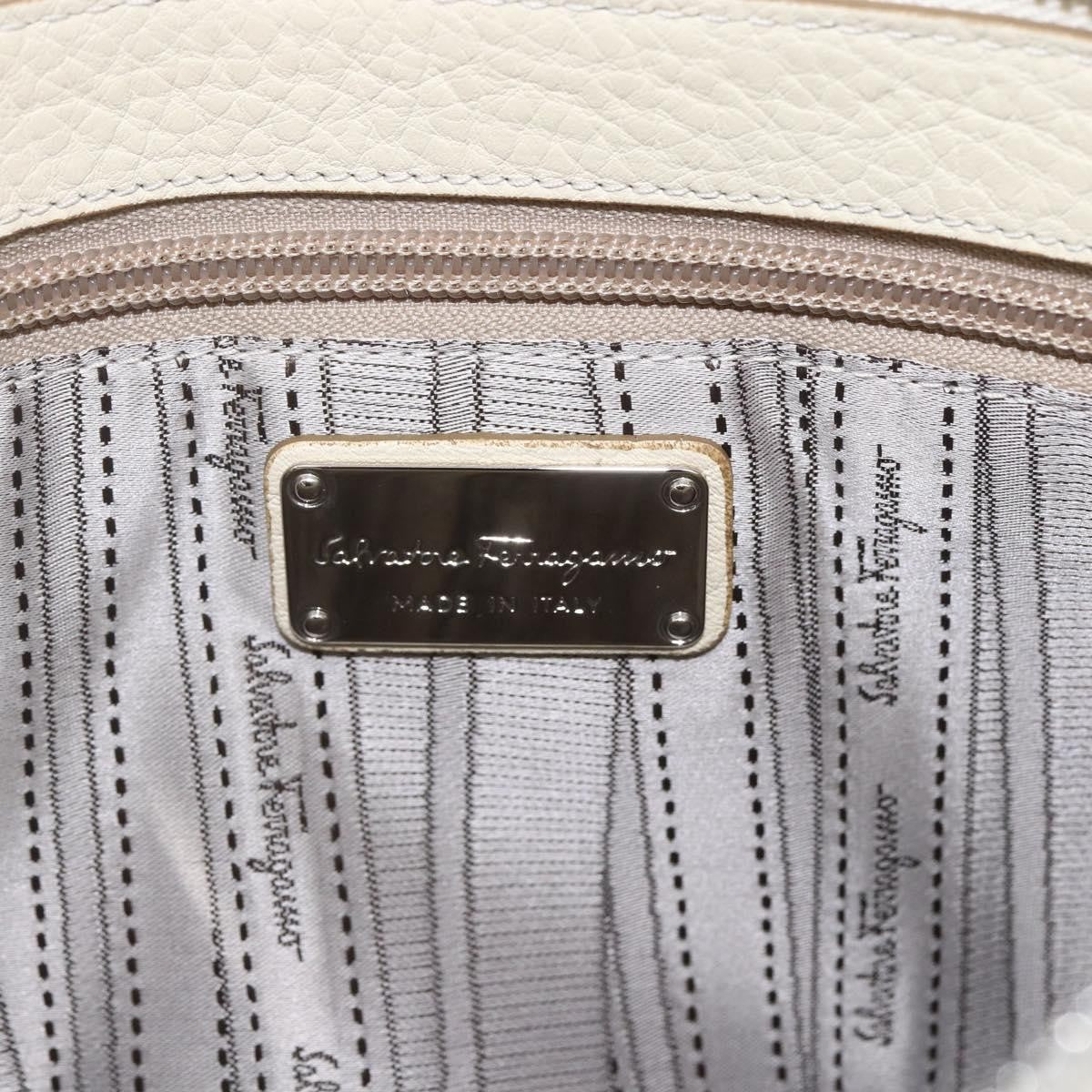 Salvatore Ferragamo Gancini Leather White Leather Shoulder Bag Bag (Pre-Owned)