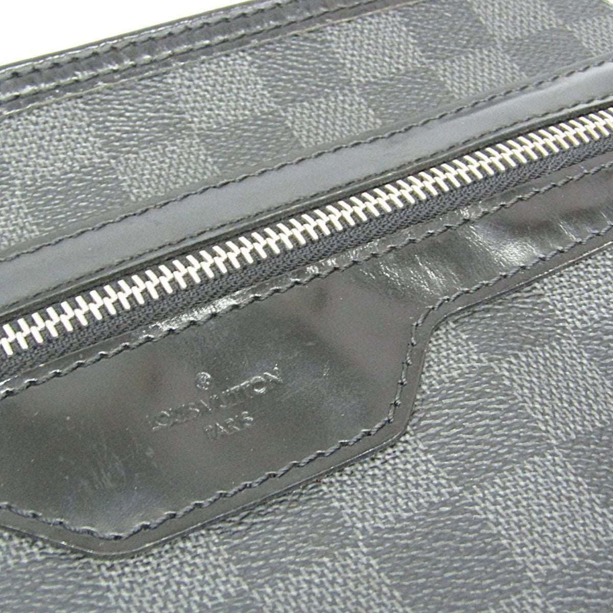 Louis Vuitton Thomas Damier Graphite Black Canvas Shoulder Bag Bag (Pre-Owned)