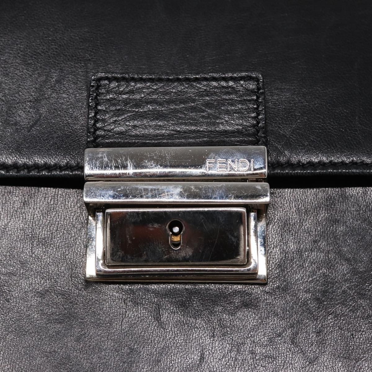 Fendi Vintage Leather Black Leather Handbag (Pre-Owned)