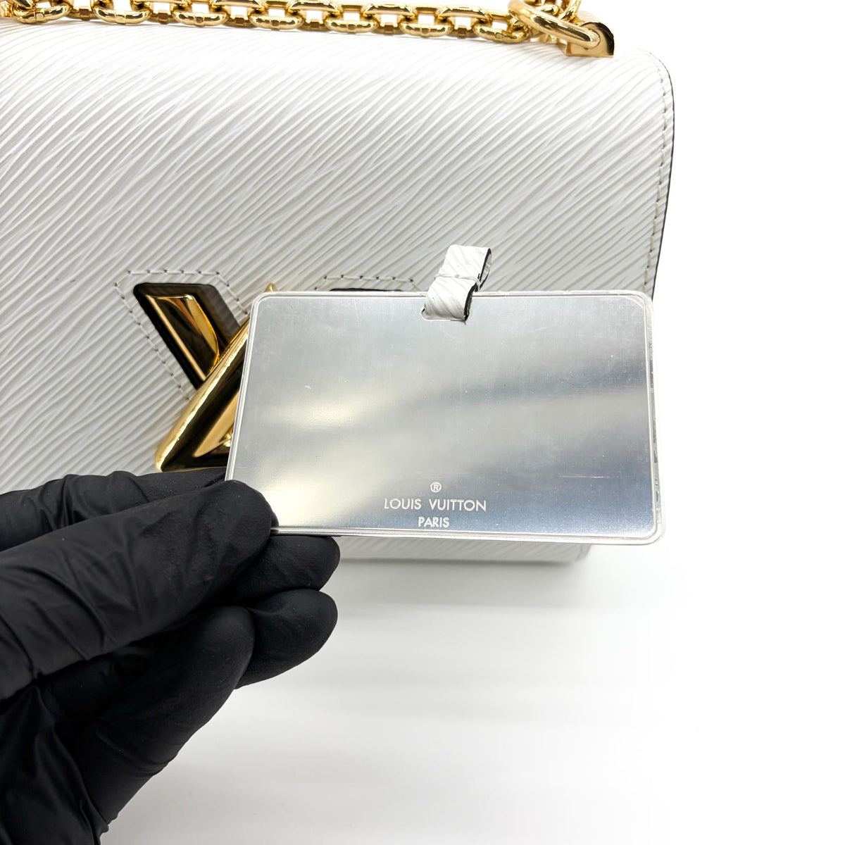 Louis Vuitton Twist Epi Leather White Leather Shoulder Bag Bag (Pre-Owned)