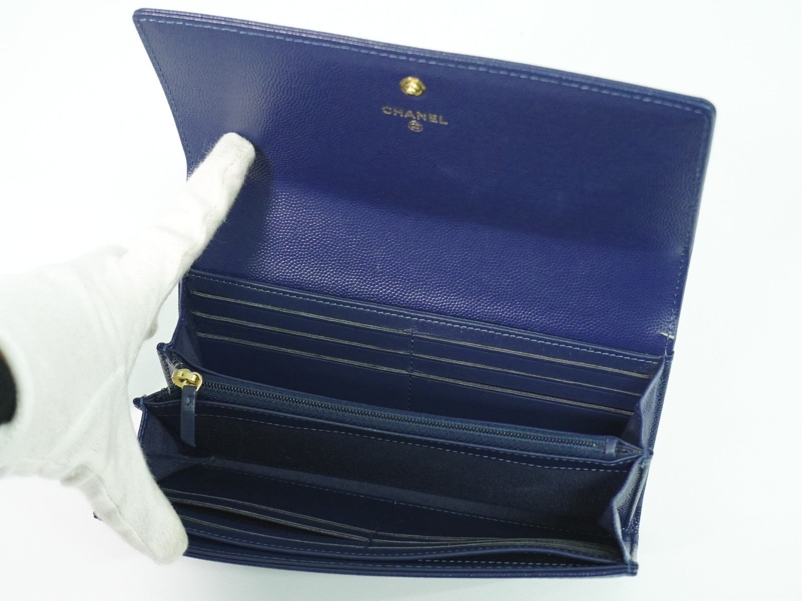 Chanel Deauville Flap Caviar Navy Leather Wallets Accessory (Pre-Owned)
