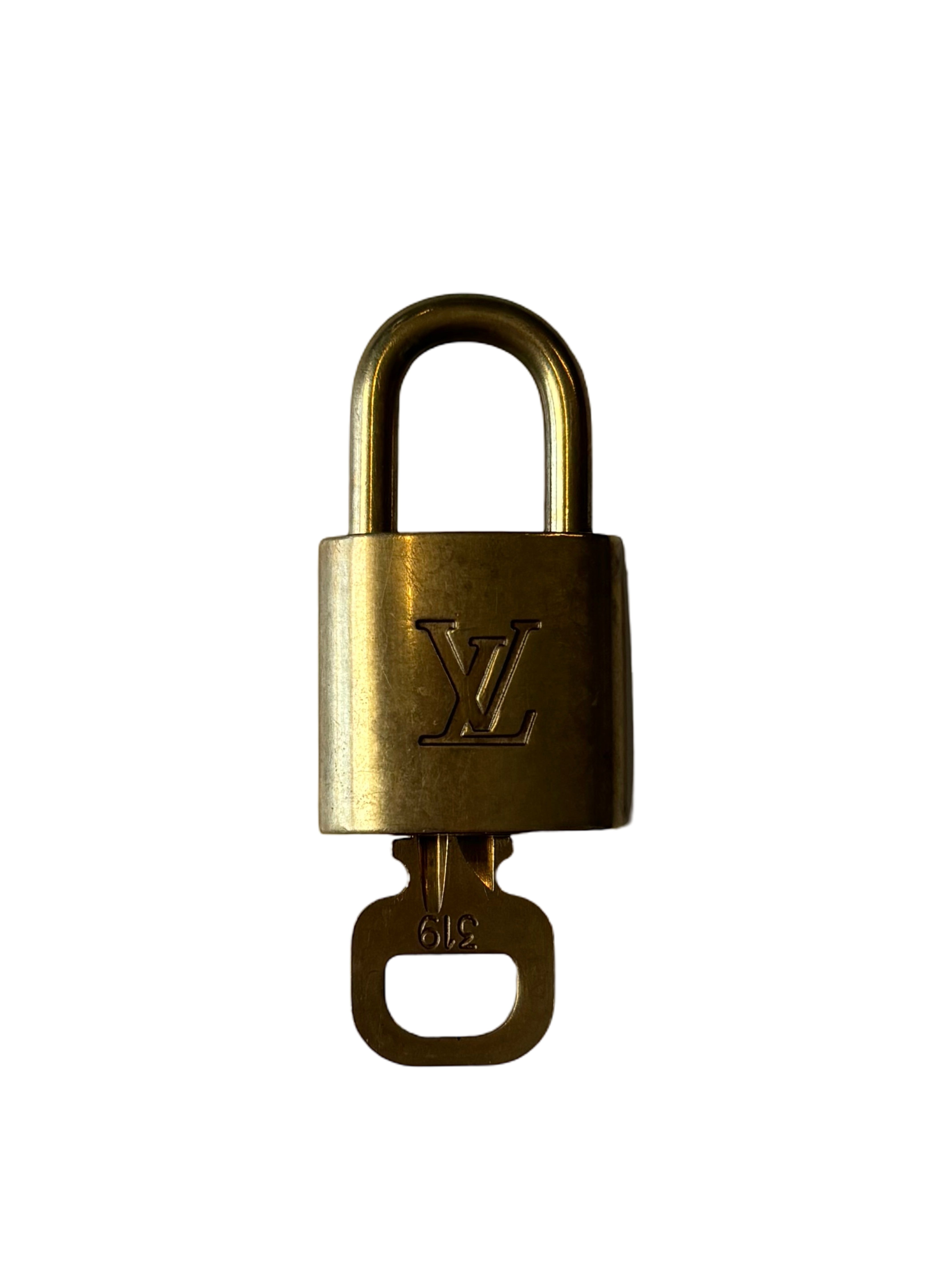 Louis Vuitton Padlock And Key Logo Metal Gold Metal Charms And Keychains Accessory (Pre-Owned)