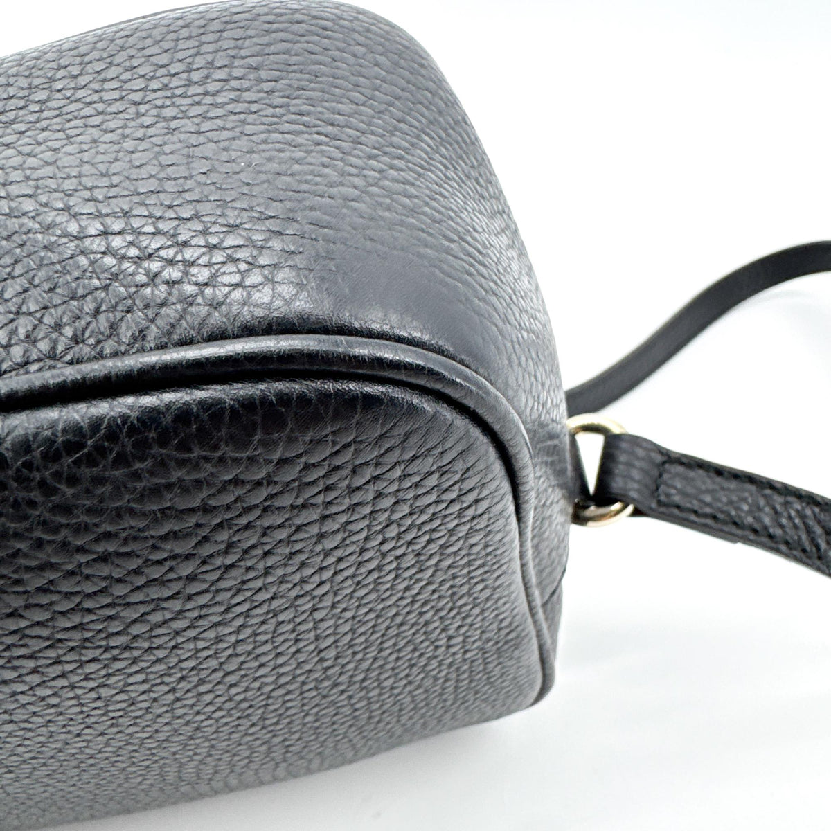 Gucci Soho Disco Leather Black Calfskin Crossbody Bag Bag (Pre-Owned)