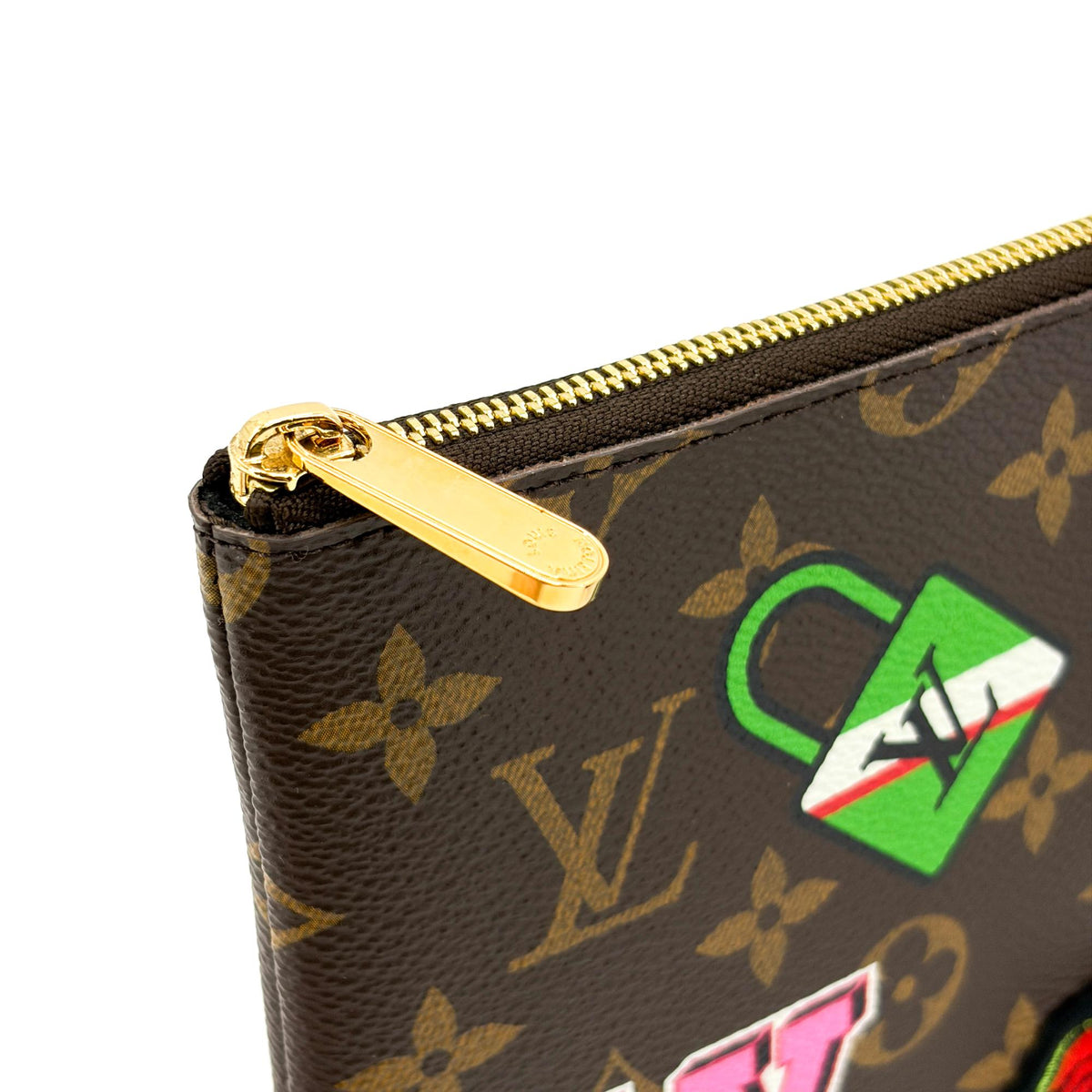 Louis Vuitton City Pouch Limited Edition Patches Monogram Canvas Brown Canvas Clutche & Pouche Bag (Pre-Owned)