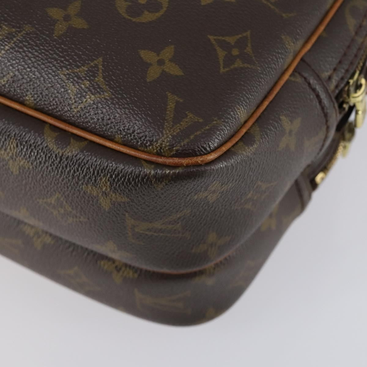 Louis Vuitton Reporter Monogram Canvas Brown Canvas Shoulder Bag Bag (Pre-Owned)