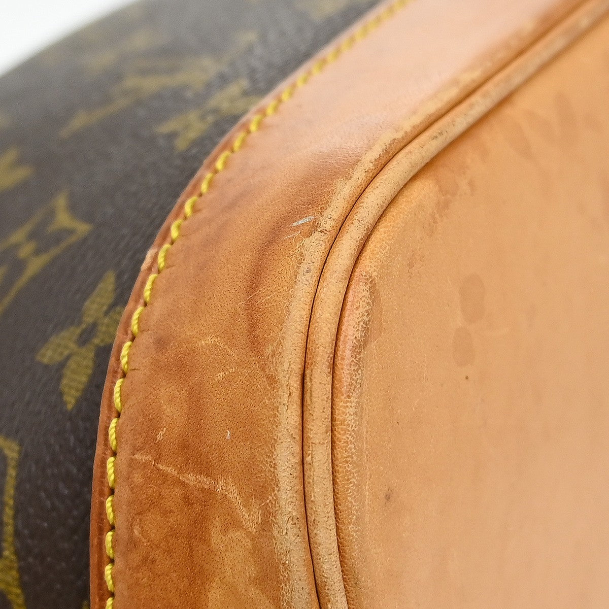 Louis Vuitton Alma Monogram Canvas Brown Canvas Handbag (Pre-Owned)