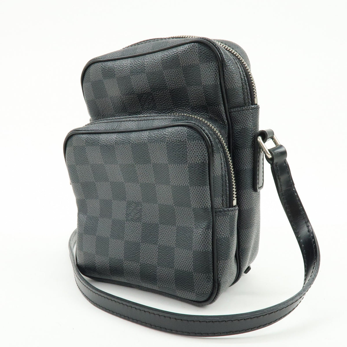Louis Vuitton Rem Damier Graphite Black Canvas Handbag (Pre-Owned)