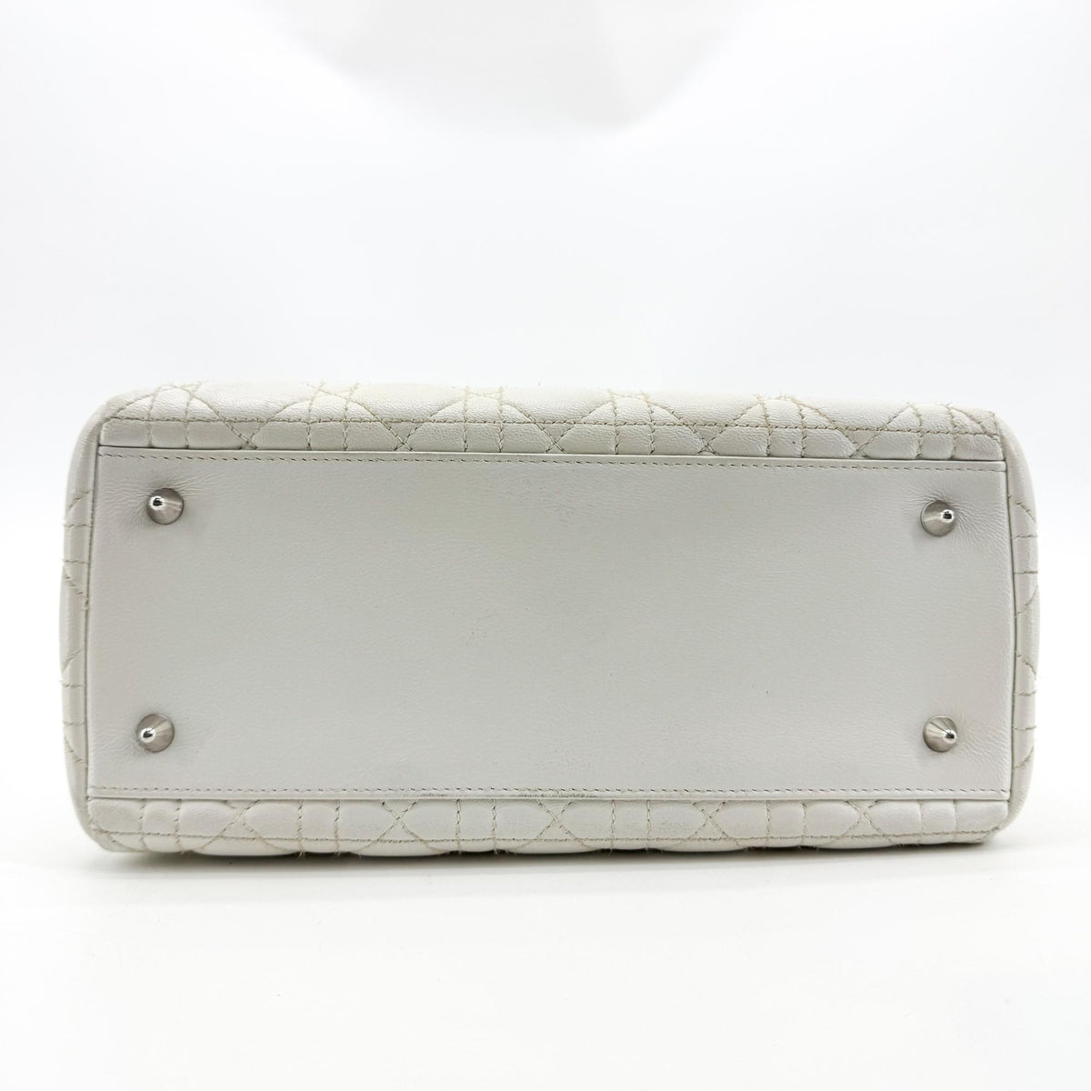Christian Dior Lady Dior Grained Calfskin White Leather Handbag (Pre-Owned)