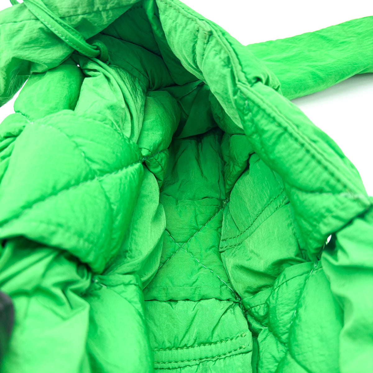 Bottega Veneta Padded Tech Cassette Intrecciato Nylon Green Nylon Crossbody Bag Bag (Pre-Owned)