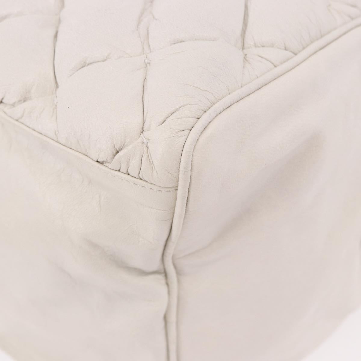 Balenciaga Matelasse Leather White Leather Handbag (Pre-Owned)