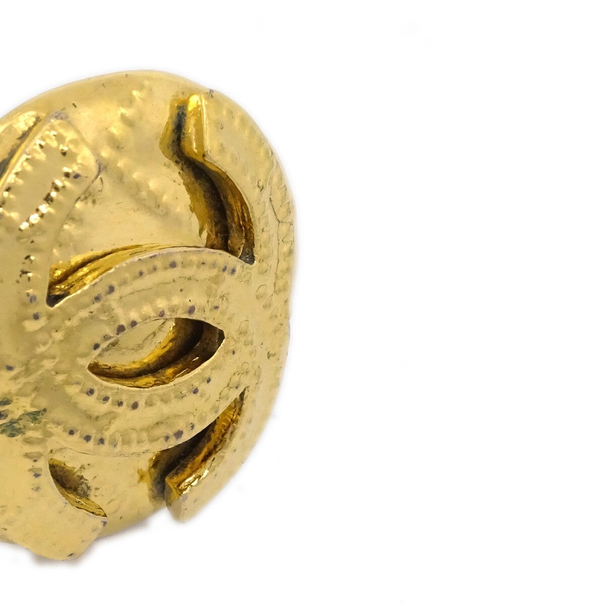 Chanel Vintage Cc Round Clip-On Metal Gold Gold_Plated Earrings Jewelry (Pre-Owned)