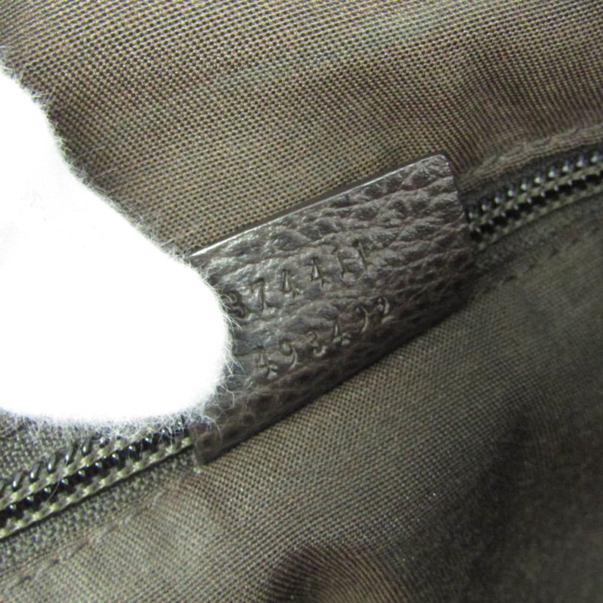 Gucci Front Pocket Messenger Gg Canvas And Leather Beige Canvas Shoulder Bag Bag (Pre-Owned)