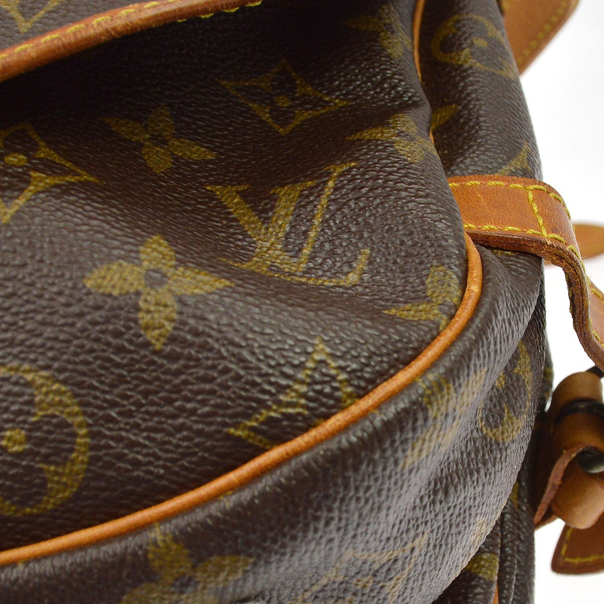 Louis Vuitton Saumur Monogram Canvas Brown Canvas Shoulder Bag Bag (Pre-Owned)