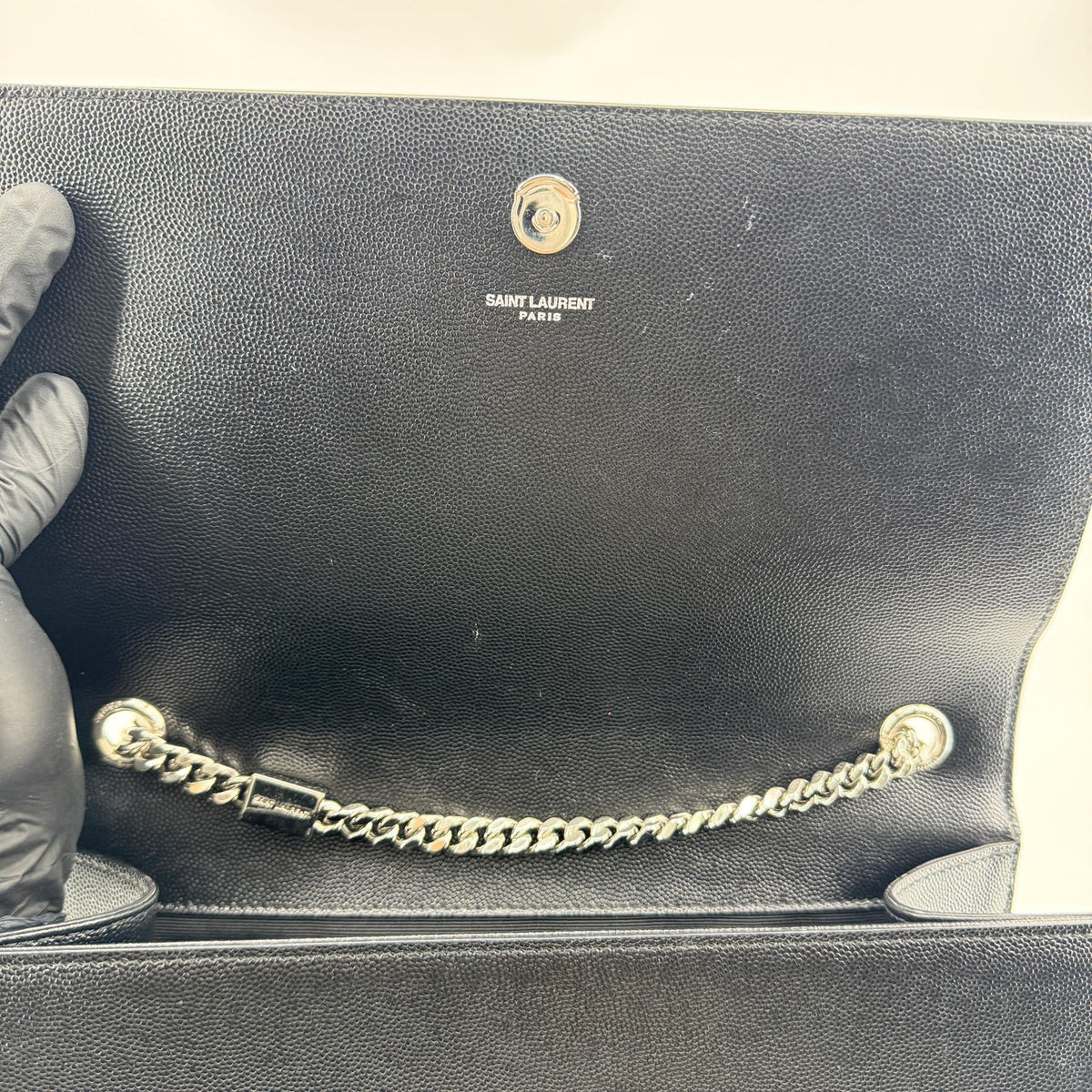 Saint Laurent Classic Monogram Leather Black Leather Crossbody Bag Bag (Pre-Owned)