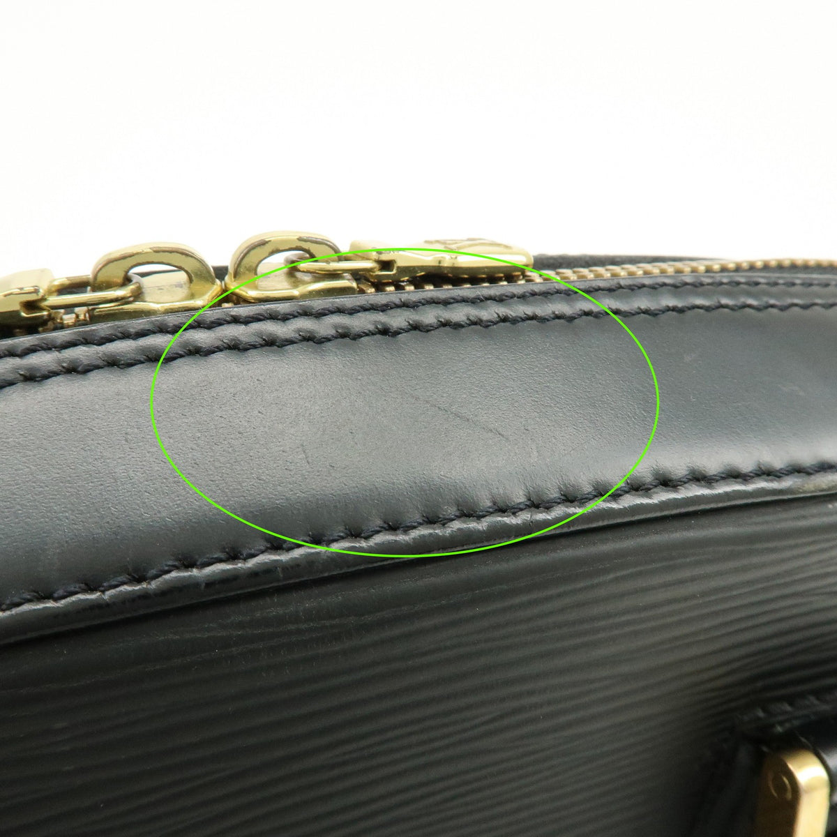 Louis Vuitton Sablons Epi Leather Black Leather Handbag (Pre-Owned)
