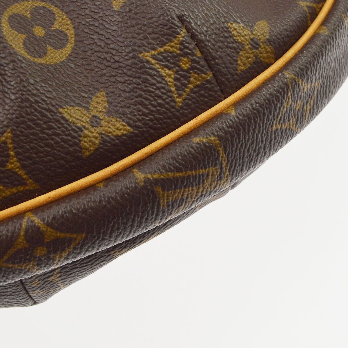 Louis Vuitton Croissant Monogram Canvas Brown Canvas Handbag (Pre-Owned)