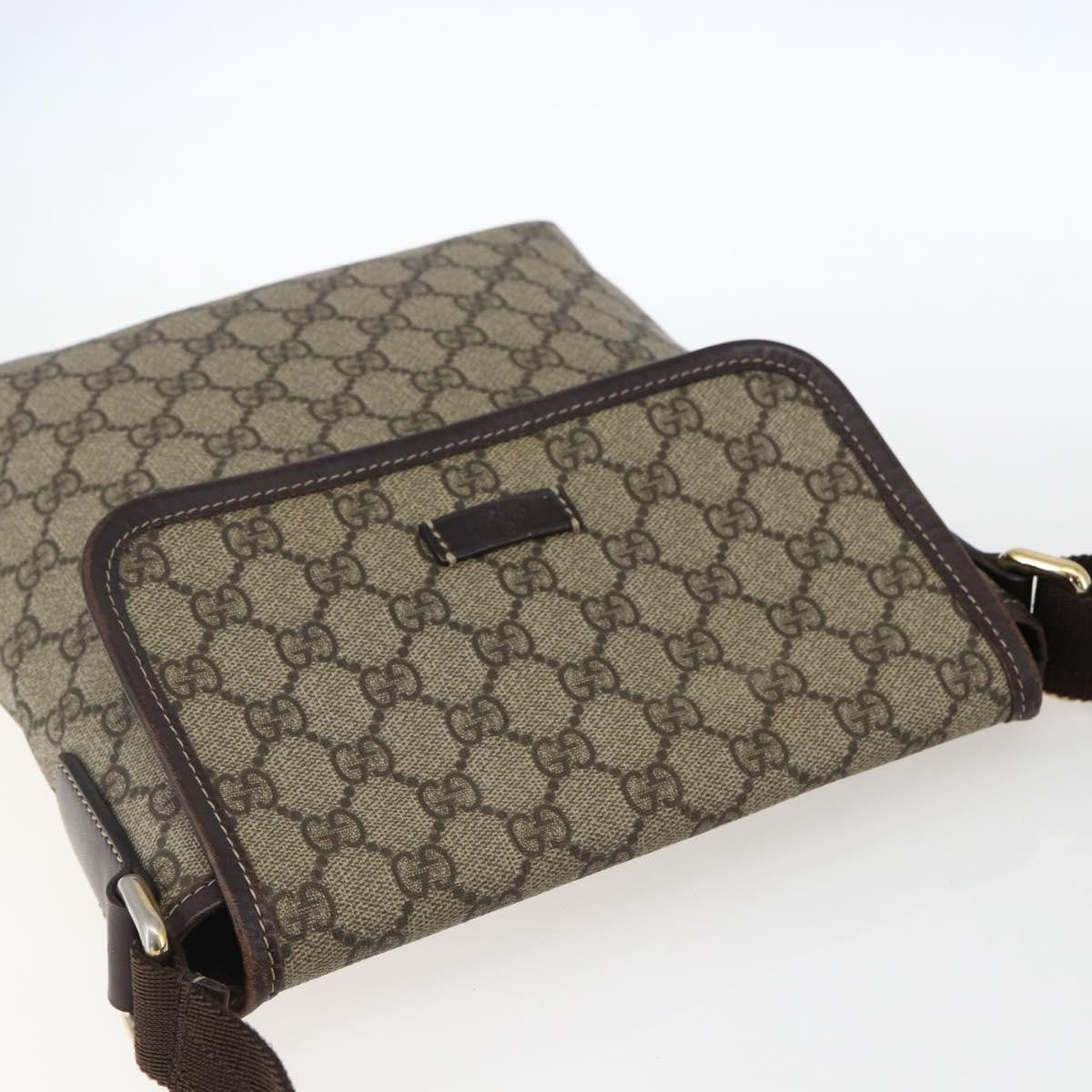 Gucci Flap Messenger Gg Coated Canvas Beige Canvas Shoulder Bag Bag (Pre-Owned)