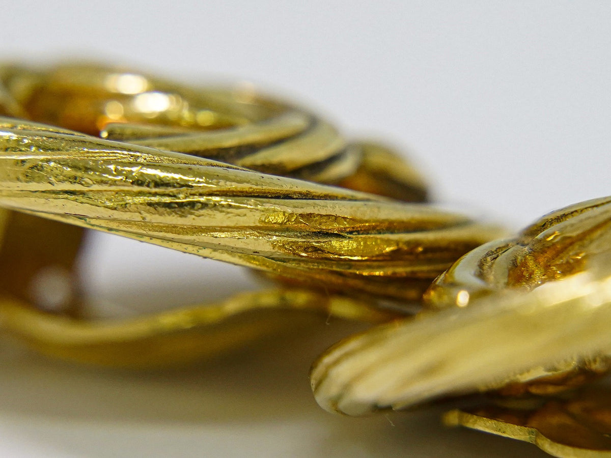 Chanel Vintage Round Cc Clip-On Metal Gold Gold_Plated Earrings Jewelry (Pre-Owned)
