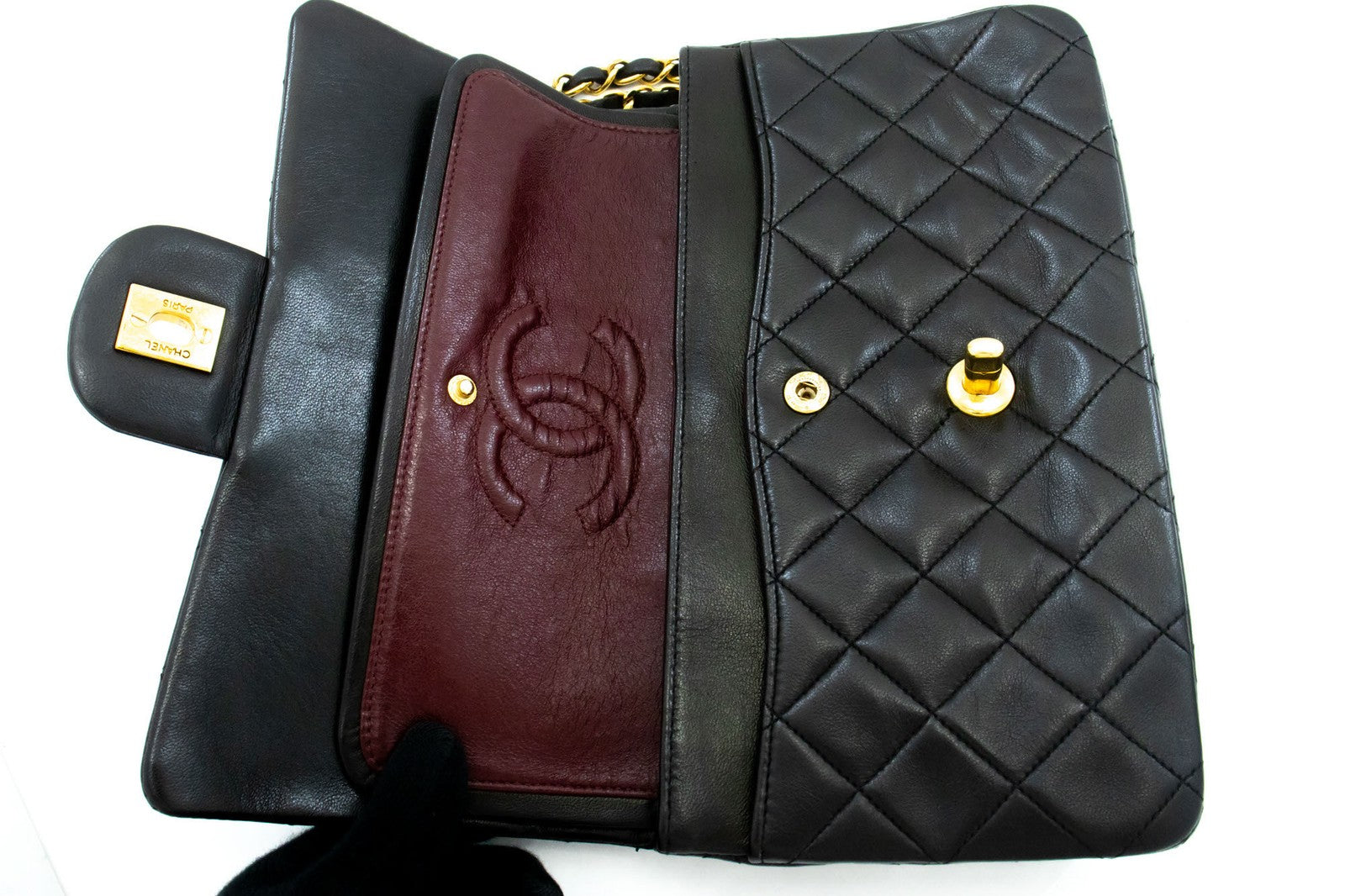 Chanel Classic Flap Lambskin Black Leather Crossbody Bag Bag (Pre-Owned)