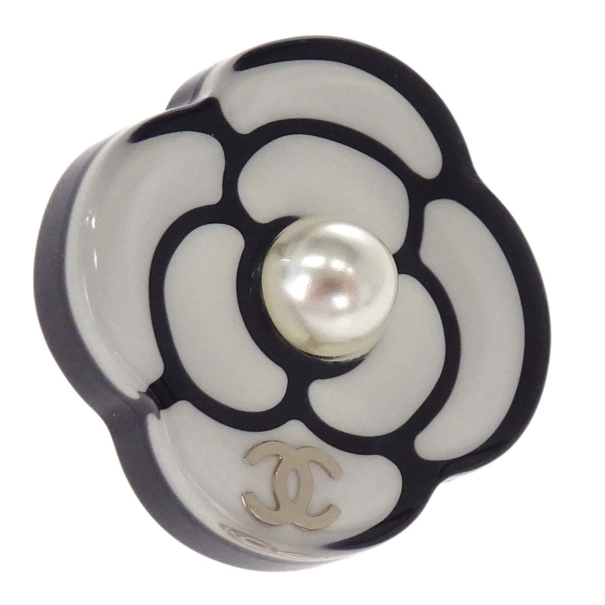 Chanel Camellia Stud Plastic White Plastic Earrings Jewelry (Pre-Owned)