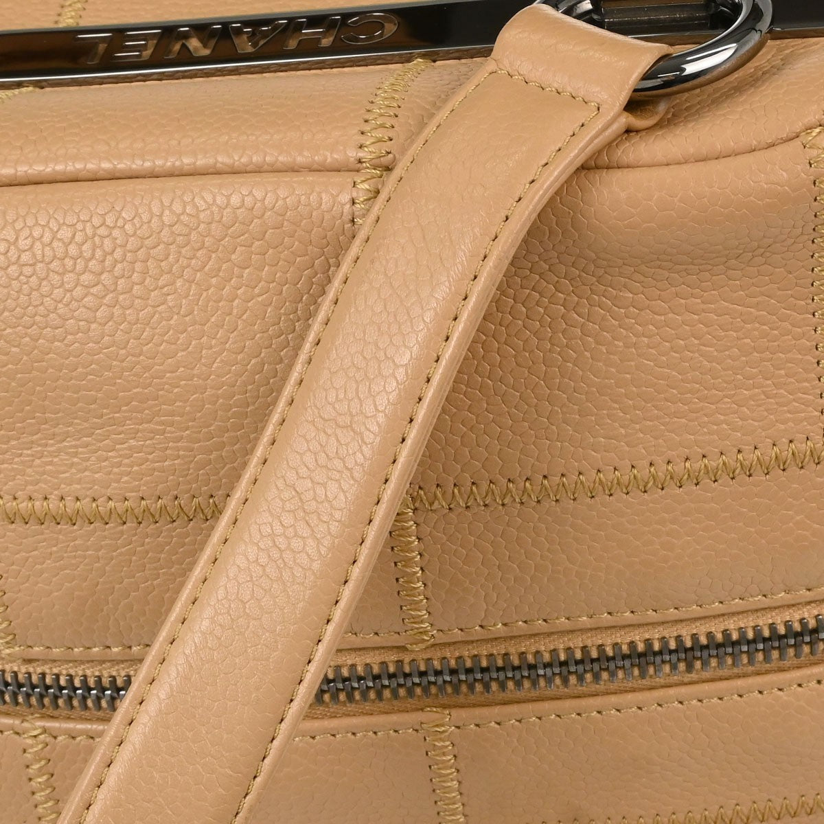 Chanel Square Stitch Shoulder Bag Quilted Caviar Beige Leather Shoulder Bag Bag (Pre-Owned)
