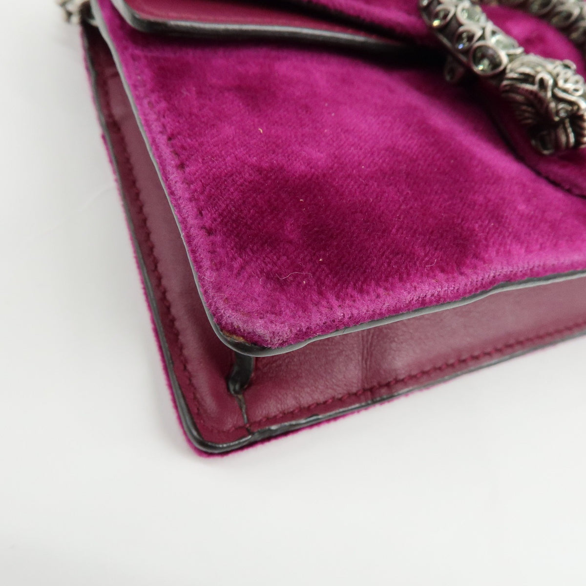 Gucci Dionysus Velvet Purple Velvet Handbag (Pre-Owned)