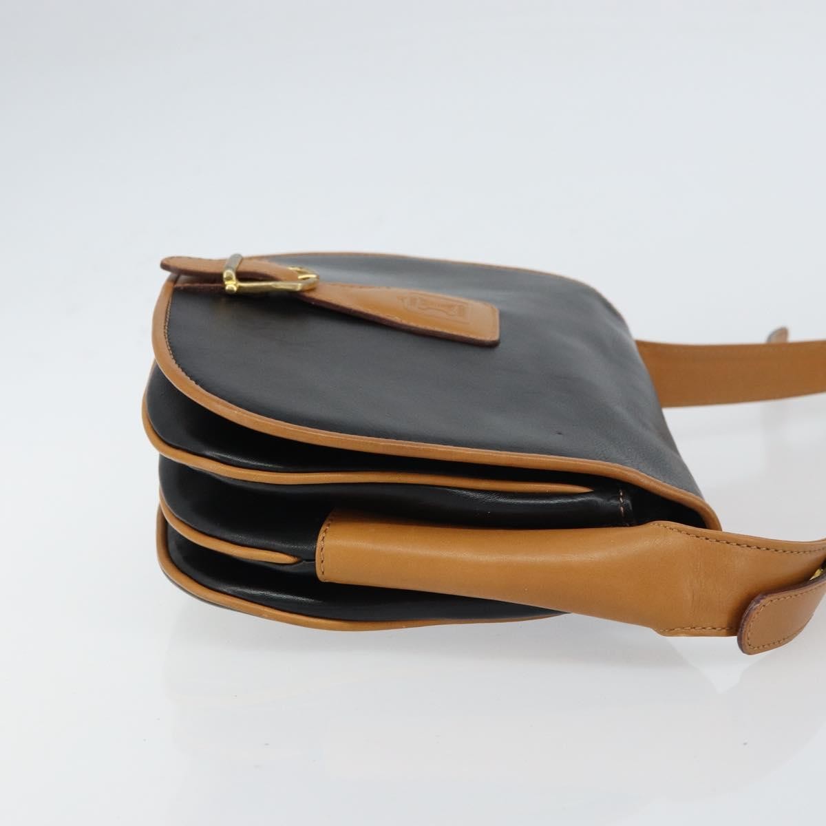 Celine Vintage Leather Black Leather Shoulder Bag Bag (Pre-Owned)