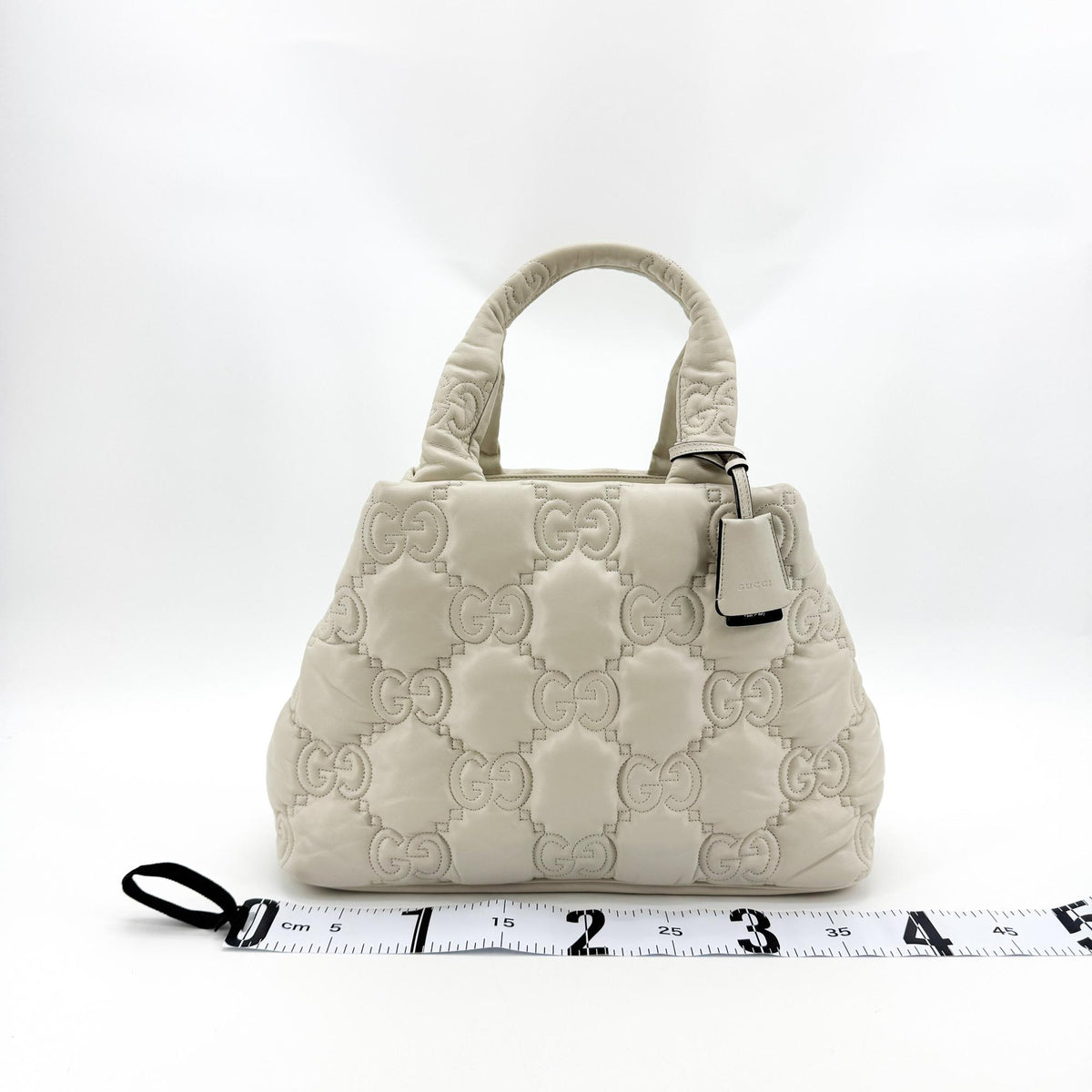 Gucci Gg Marmont Matelassé Leather White Leather Shoulder Bag Bag (Pre-Owned)