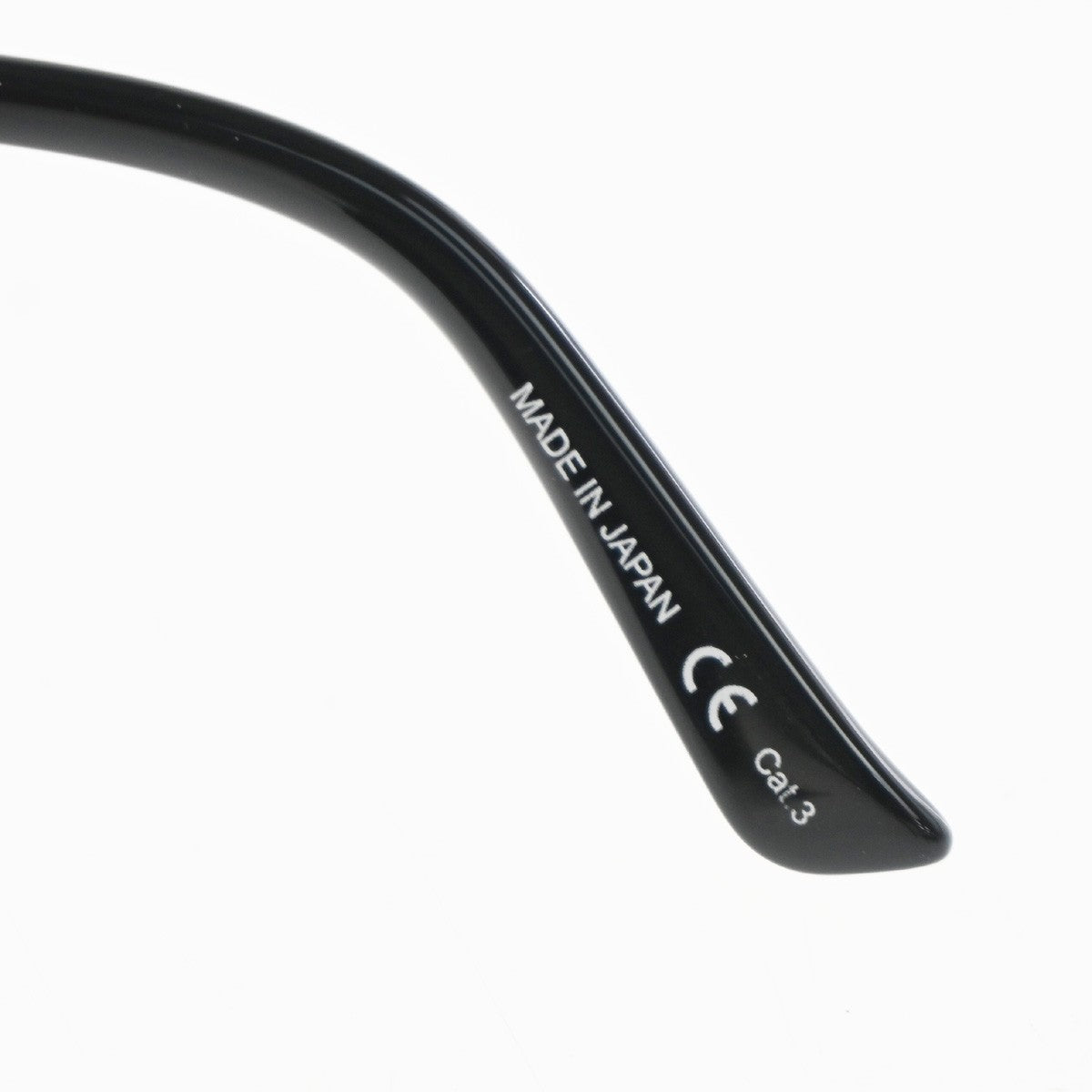 Gucci Eyewear Sunglasses Black Plastic Sunglasse Accessory (Pre-Owned)