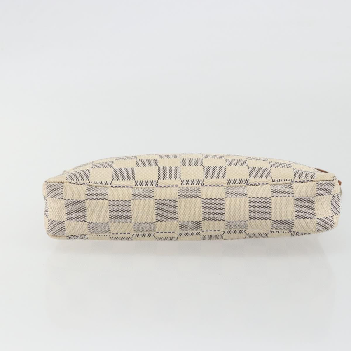 Louis Vuitton Pochette Accessoires Damier Beige Canvas Clutche & Pouche Bag (Pre-Owned)