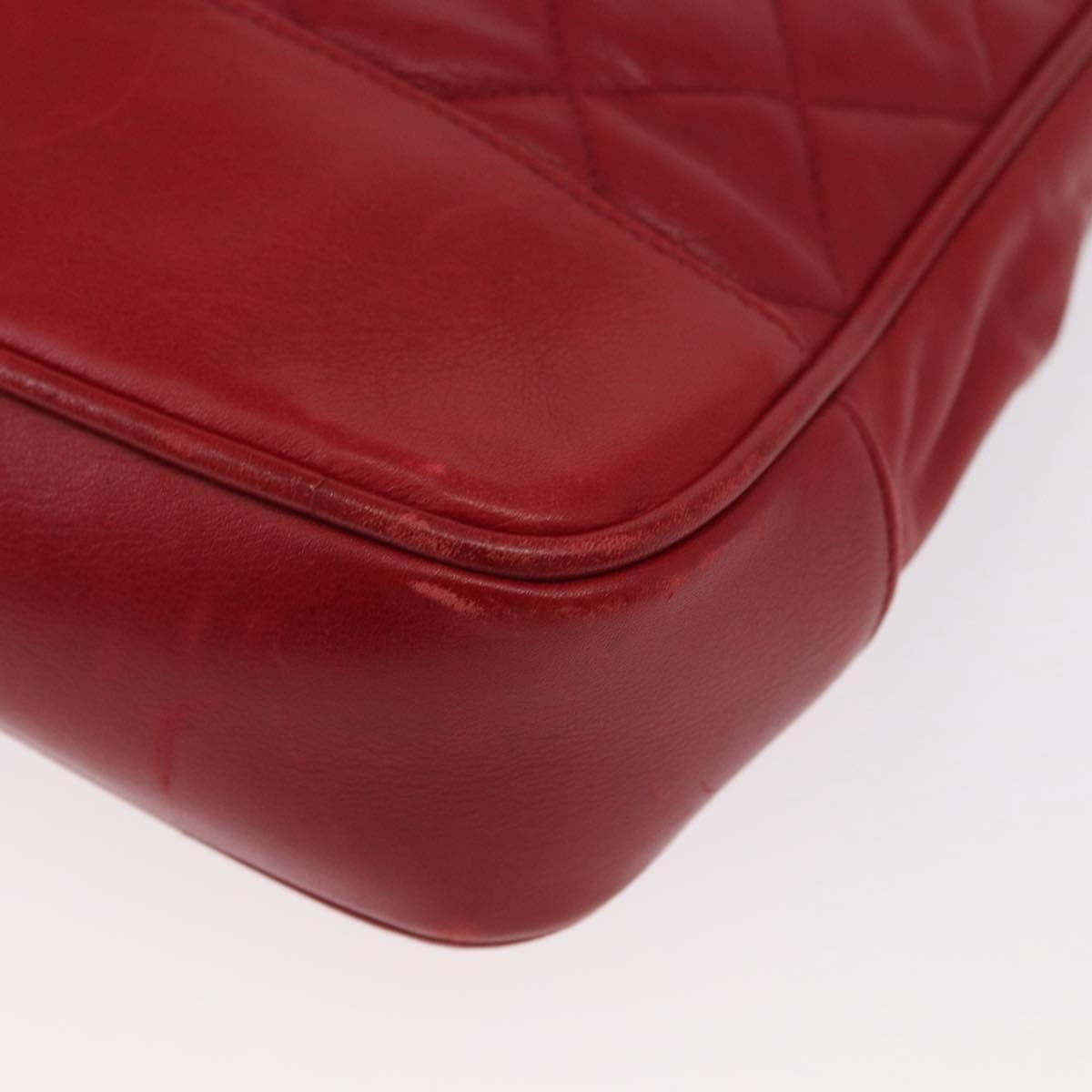 Chanel Vintage Slit Pocket Quilted Lambskin Red Leather Shoulder Bag Bag (Pre-Owned)