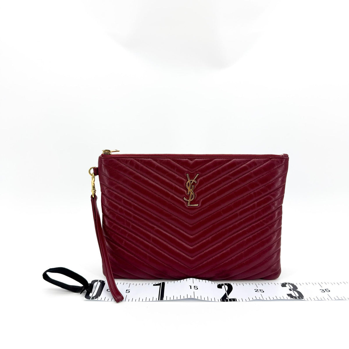 Saint Laurent Classic Monogram Wristlet Matelasse Chevron Leather Burgundy Leather Clutche & Pouche Bag (Pre-Owned)