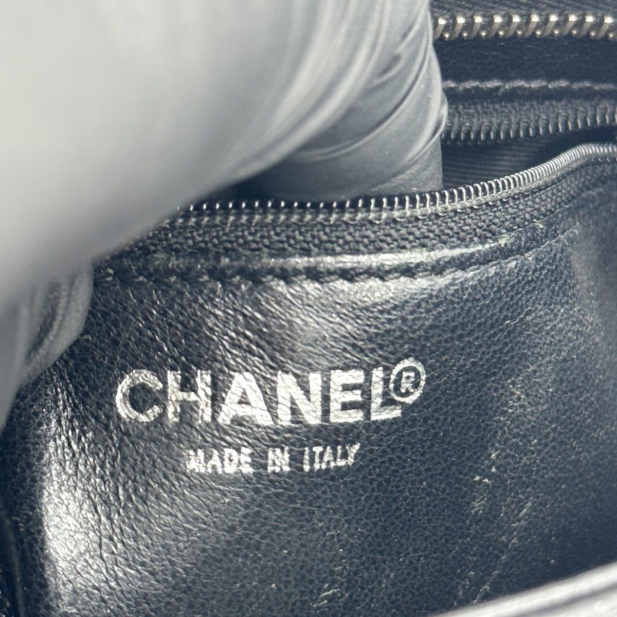 Chanel Medallion Quilted Caviar Black Leather Tote Bag Bag (Pre-Owned)