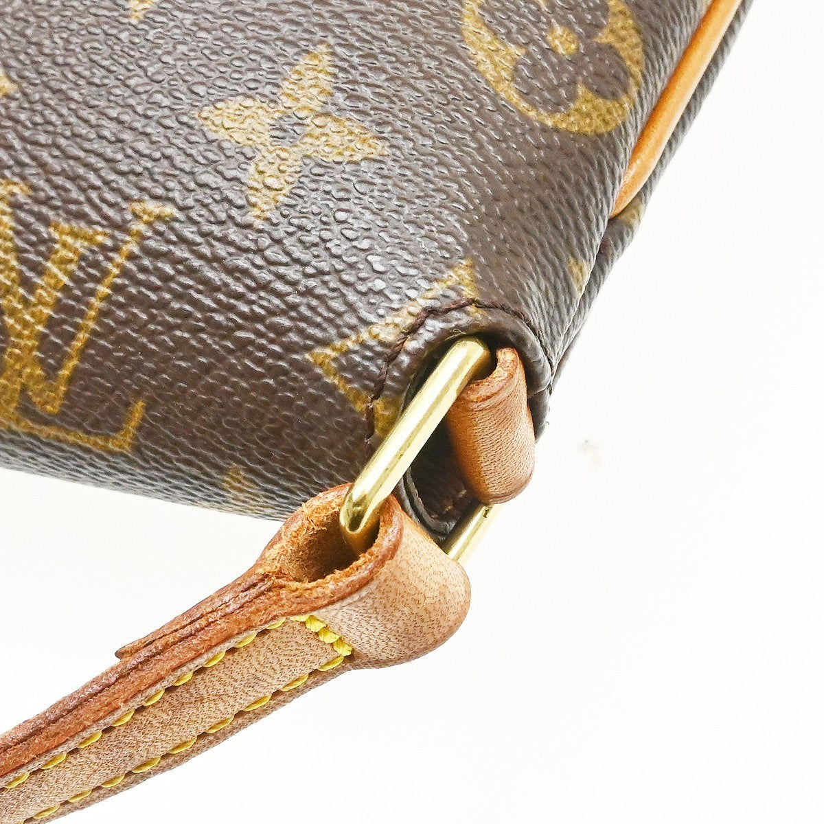 Louis Vuitton Musette Tango Monogram Canvas Brown Canvas Shoulder Bag Bag (Pre-Owned)