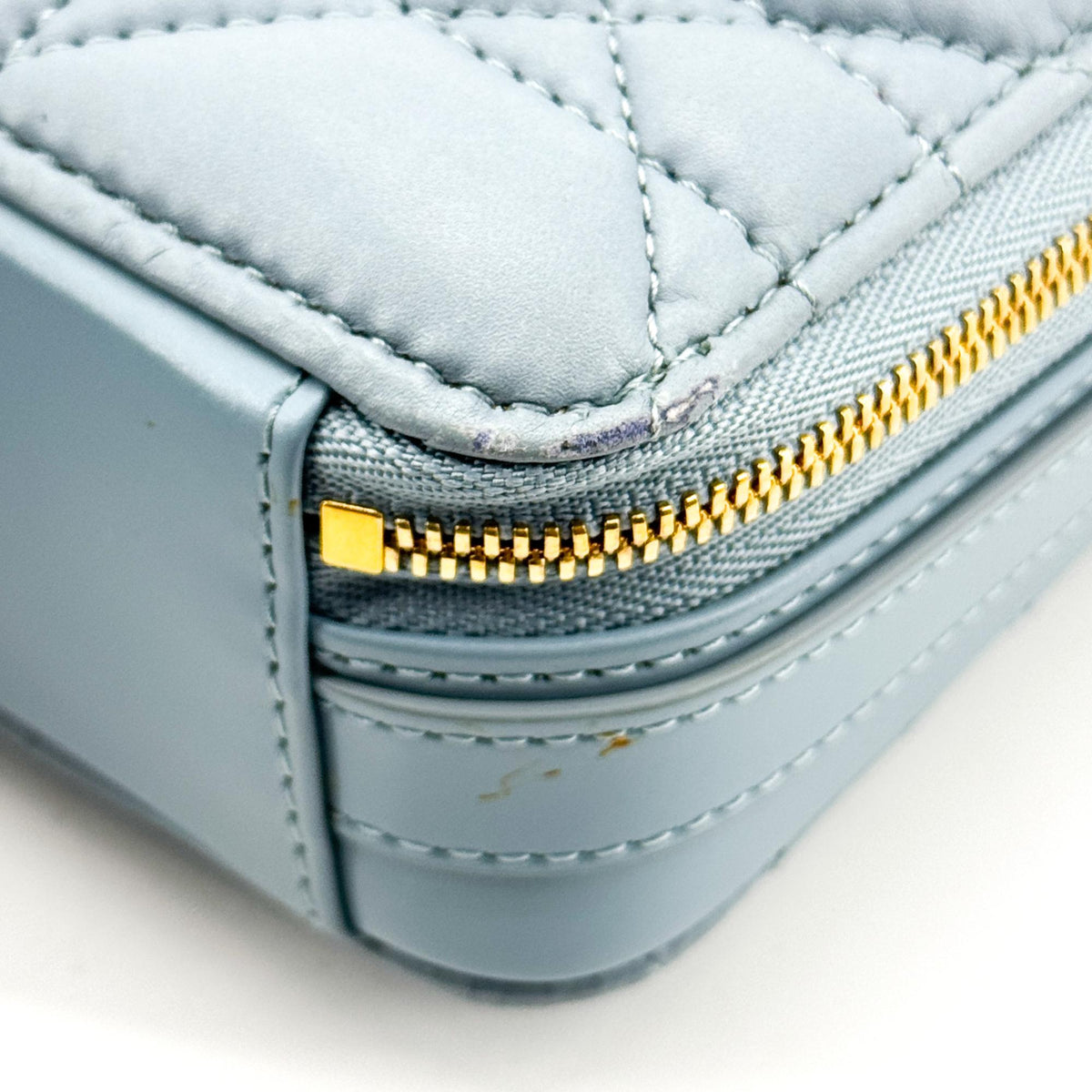 Christian Dior Caro Box Bag With Chain Macrocannage Quilt Calfskin Blue Leather Handbag (Pre-Owned)