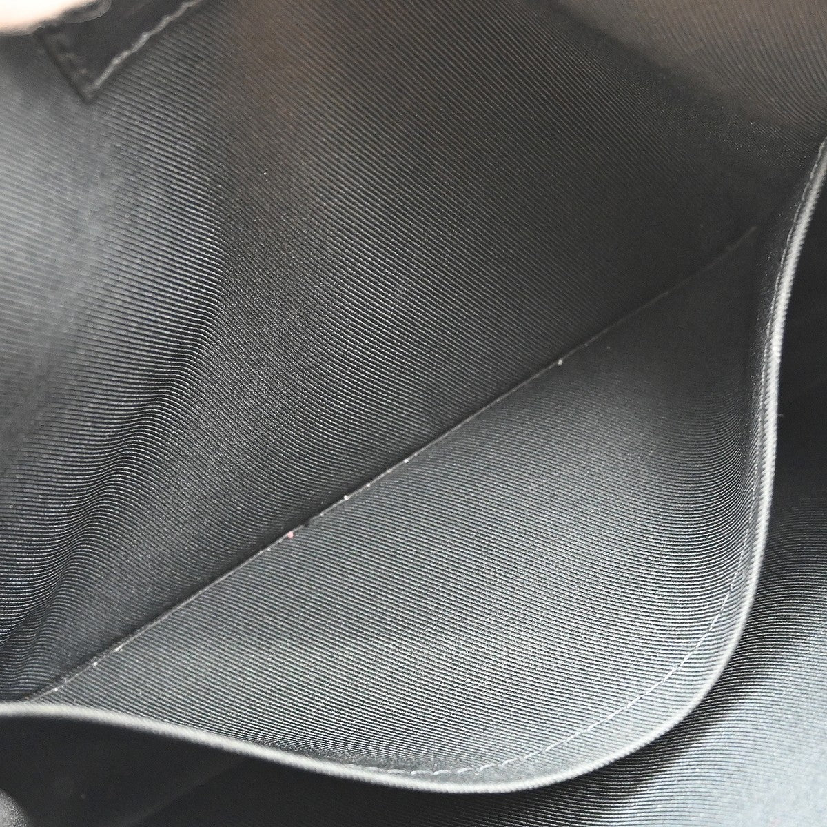 Louis Vuitton Trio Messenger Reverse Monogram Eclipse Canvas Black Canvas Shoulder Bag Bag (Pre-Owned)