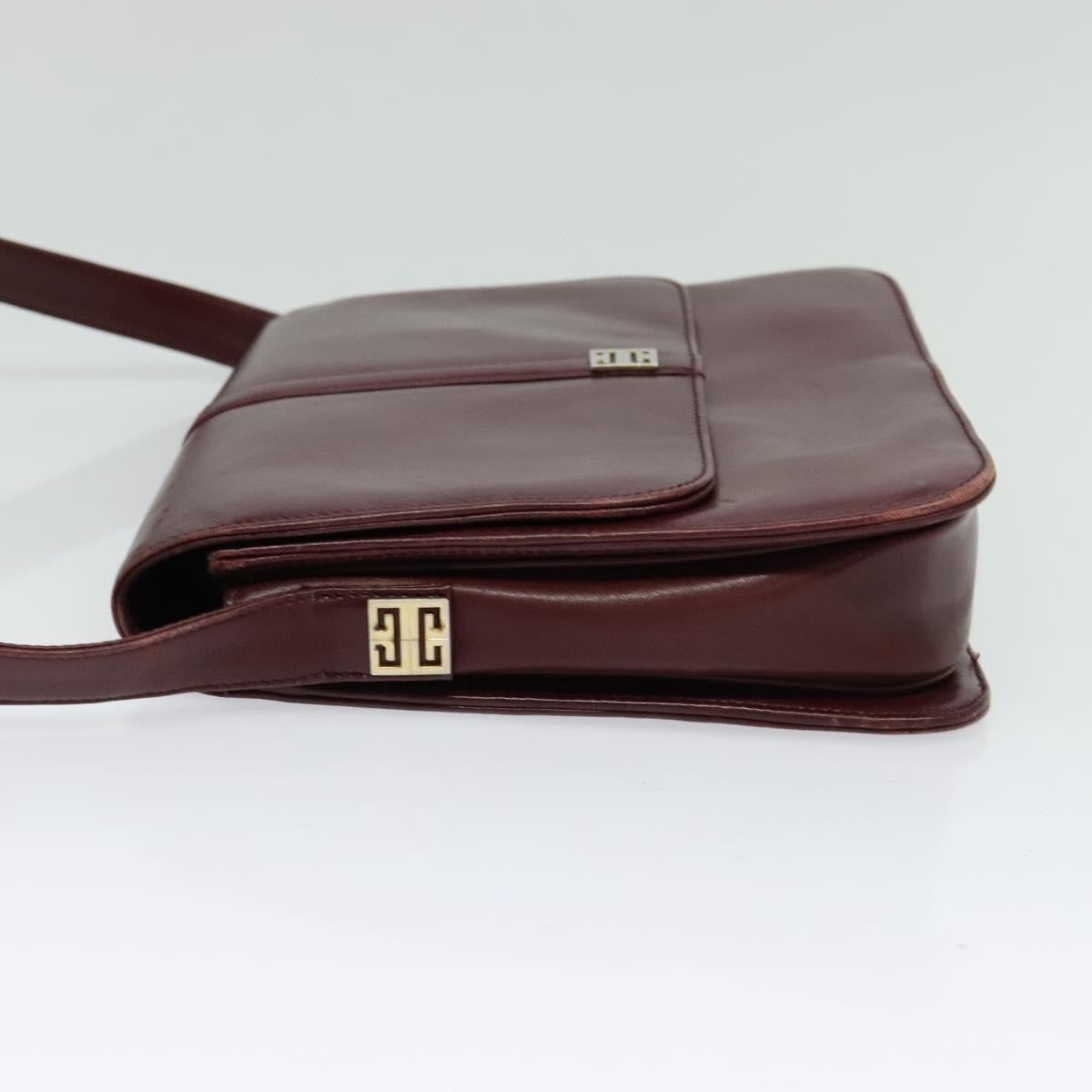 Givenchy Vintage 4G Leather Burgundy Leather Shoulder Bag Bag (Pre-Owned)