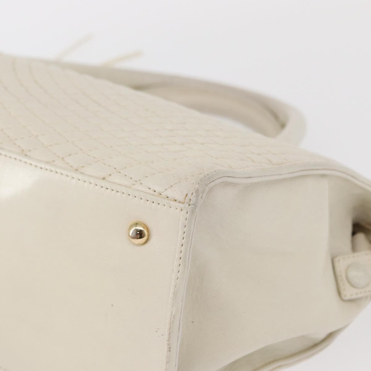 Bally Vintage Quilted Leather White Leather Handbag (Pre-Owned)