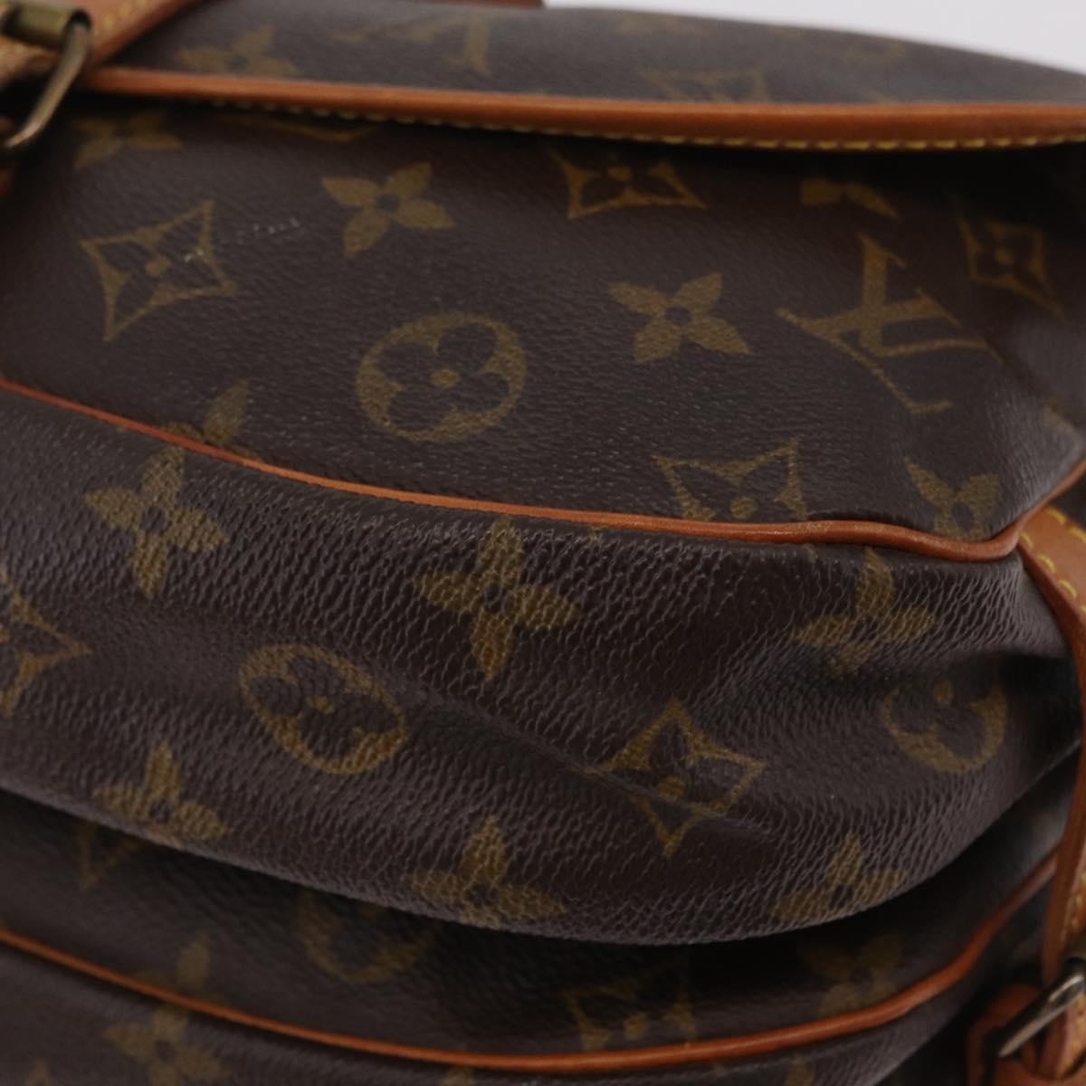 Louis Vuitton Saumur Monogram Canvas Brown Canvas Shoulder Bag Bag (Pre-Owned)