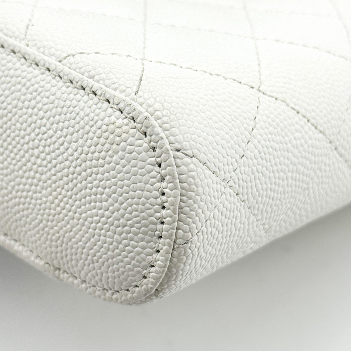 Chanel Vertical Classic Vanity Case With Chain Quilted Caviar White Calfskin Crossbody Bag Bag (Pre-Owned)