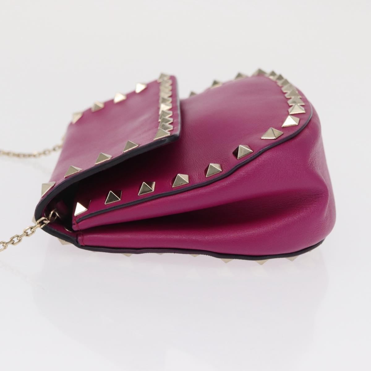 Valentino Garavani Rockstud Saddle Leather Pink Leather Clutche & Pouche Bag (Pre-Owned)