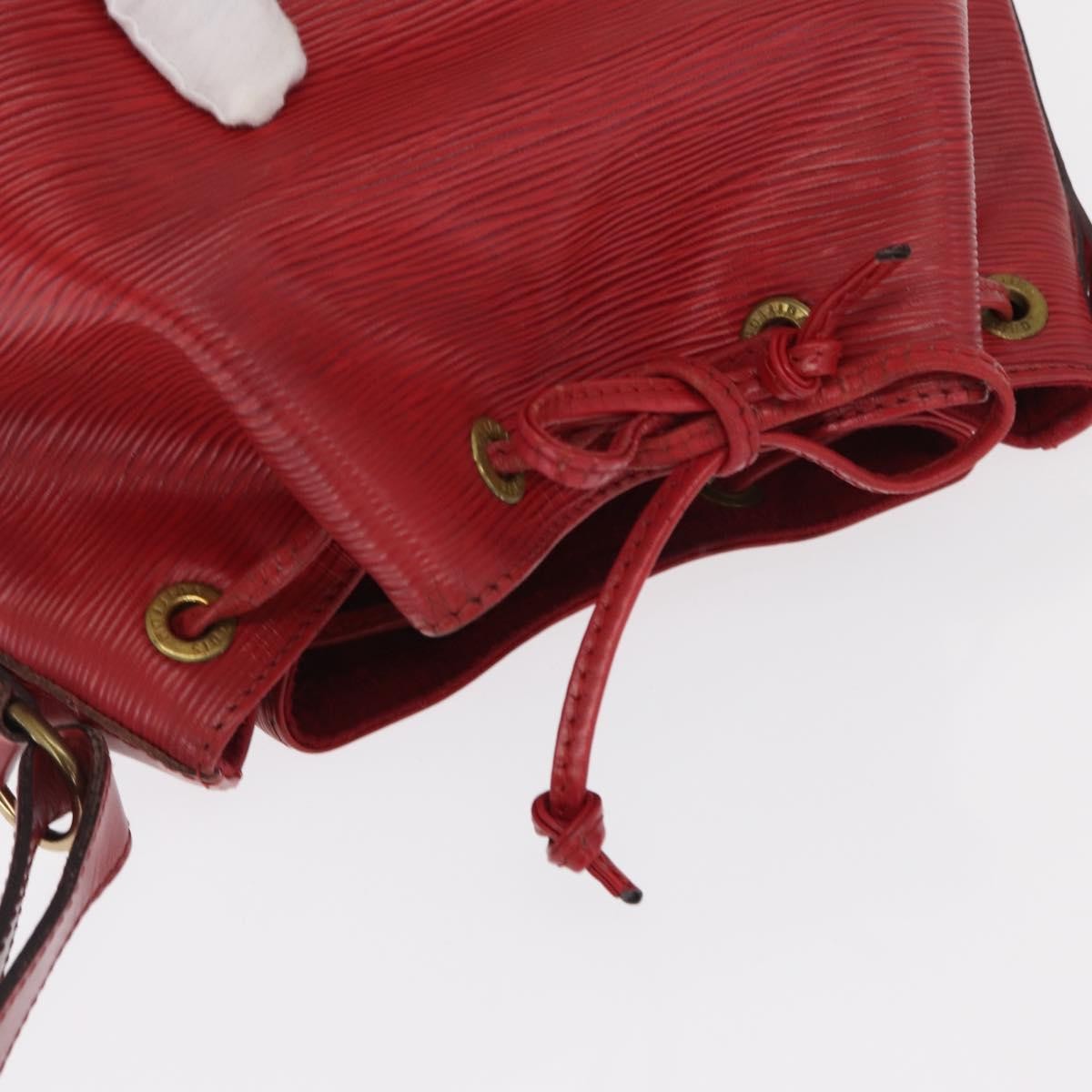 Louis Vuitton Petit Noe Epi Leather Red Leather Shoulder Bag Bag (Pre-Owned)