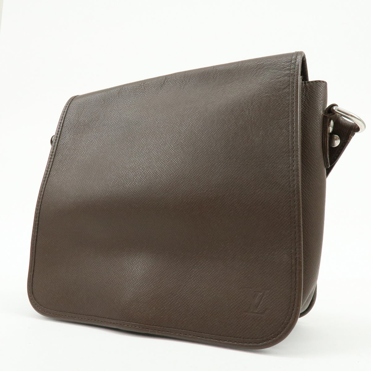 Louis Vuitton Andrei Messenger Taiga Leather Brown Leather Handbag (Pre-Owned)
