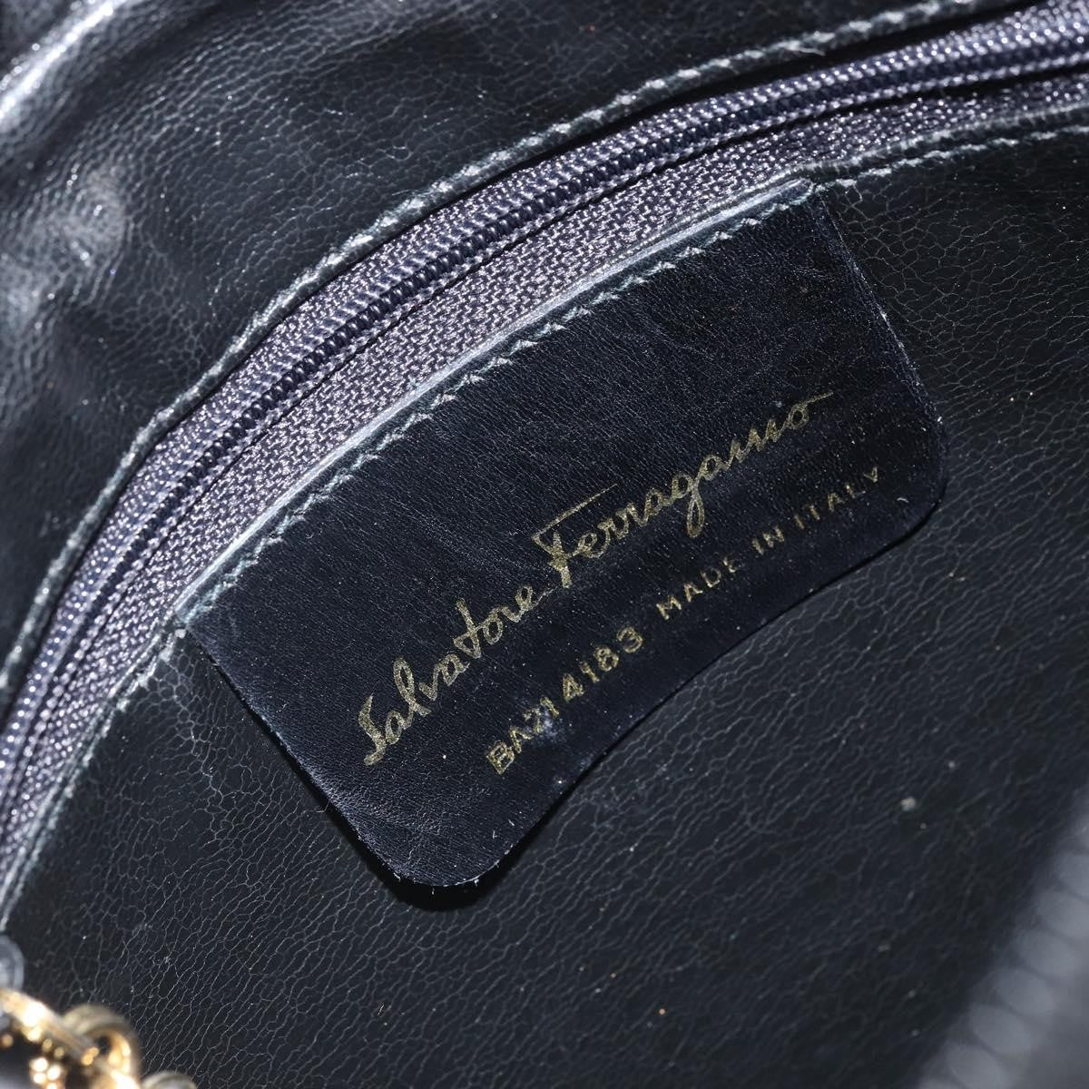 Salvatore Ferragamo Vara Bow Camera Leather Black Leather Shoulder Bag Bag (Pre-Owned)
