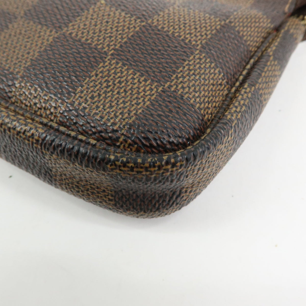 Louis Vuitton Pochette Accessoires Damier Brown Canvas Clutche & Pouche Bag (Pre-Owned)