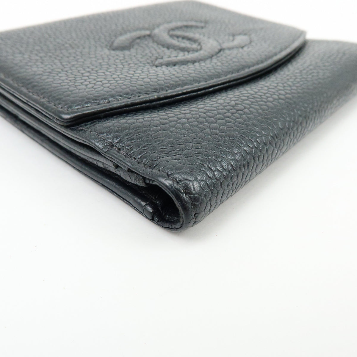 Chanel Vintage Timeless Bifold Caviar Black Leather Wallets Accessory (Pre-Owned)