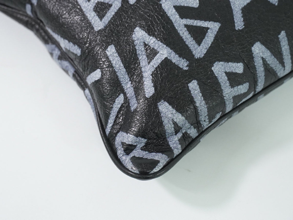 Balenciaga Graffiti Leather Black Leather Clutche & Pouche Bag (Pre-Owned)