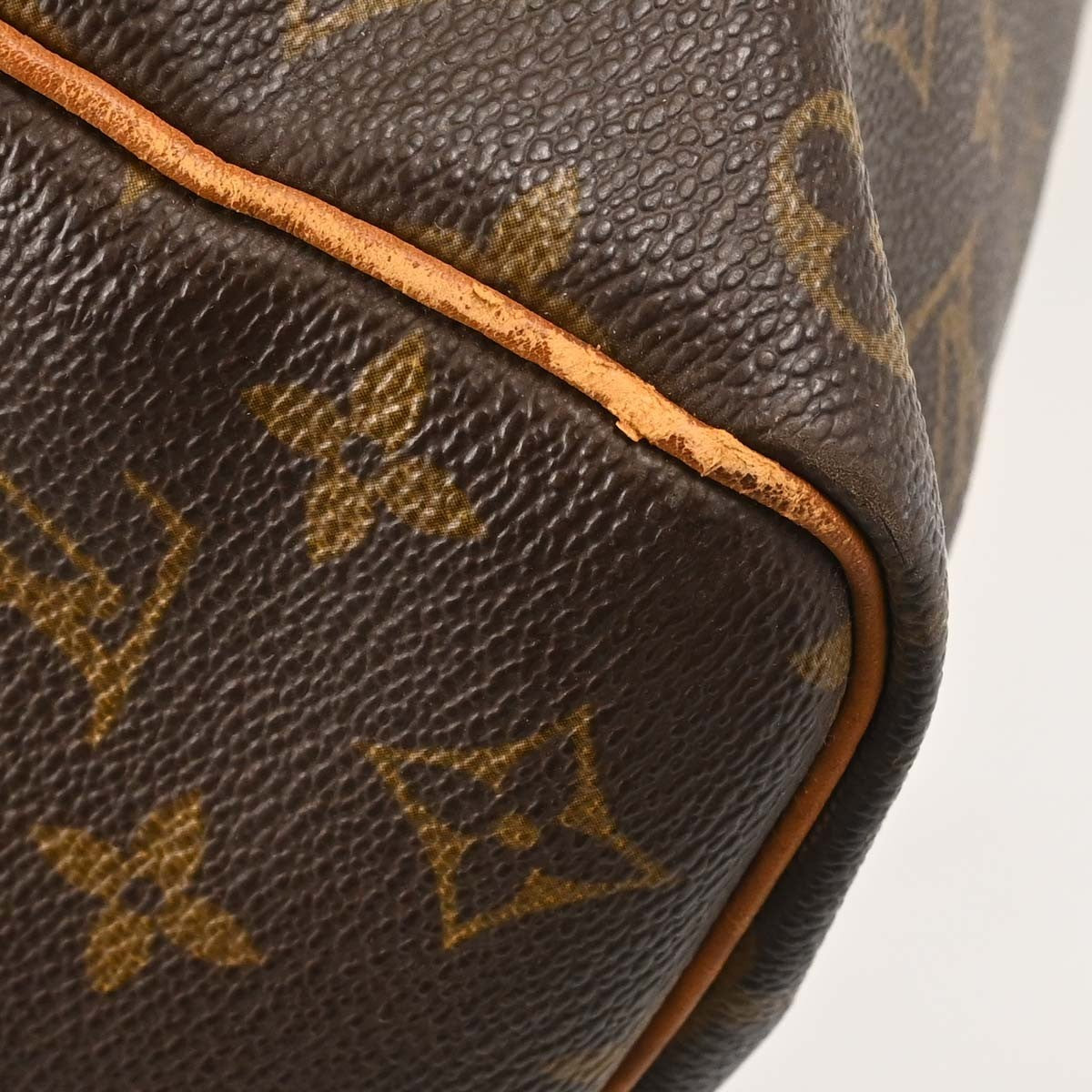 Louis Vuitton Keepall Monogram Canvas Brown Canvas Travel Bag Bag (Pre-Owned)