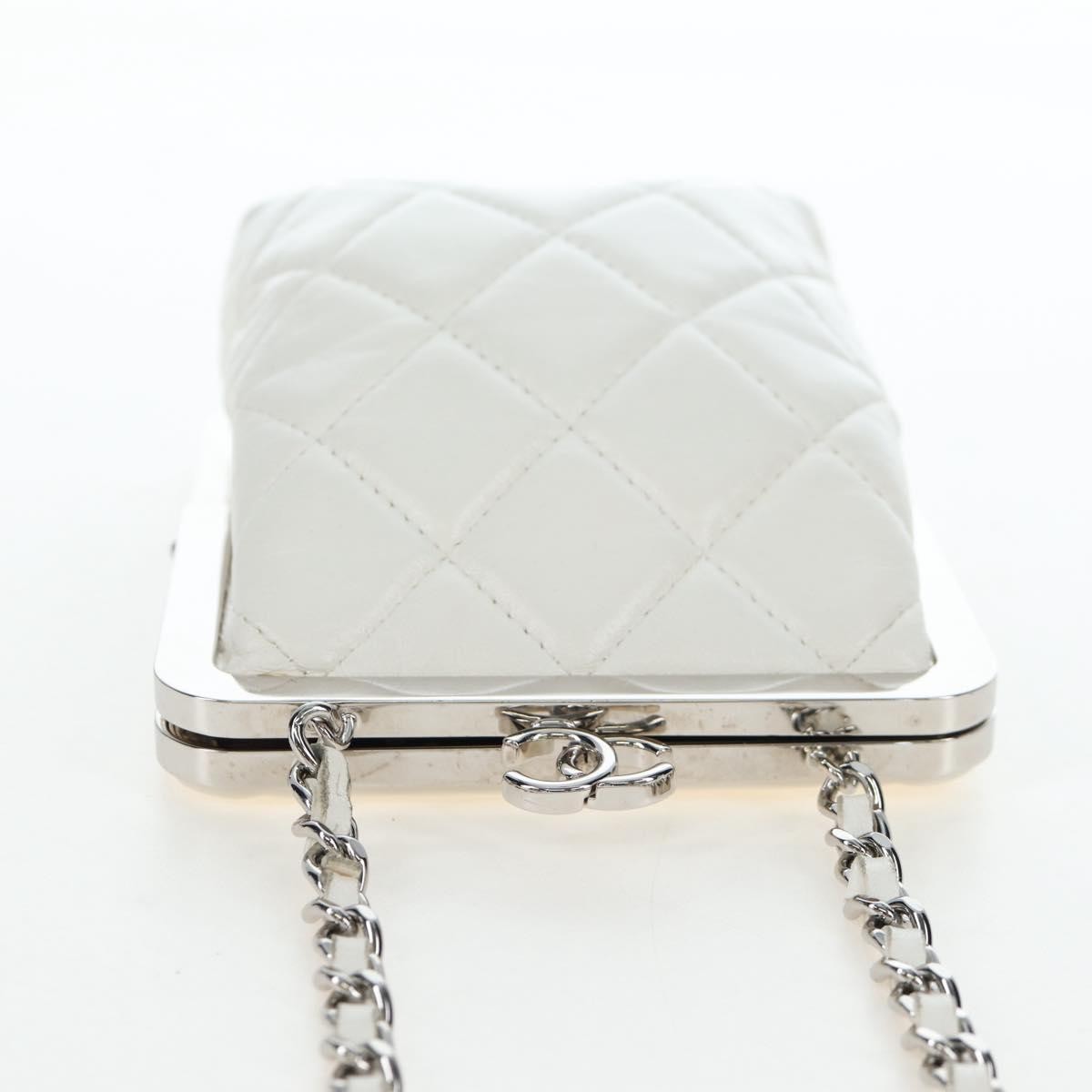 Chanel Cc Frame Clutch With Chain Quilted Lambskin And Plexiglass White Leather Clutche & Pouche Bag (Pre-Owned)