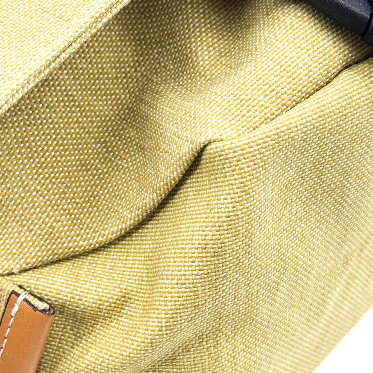 Loewe Shoulder Bag Canvas Brown Canvas Shoulder Bag Bag (Pre-Owned)